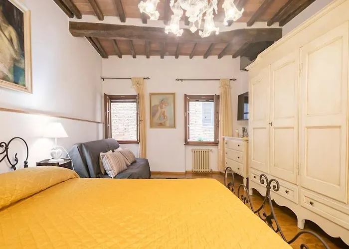 Vicolo Curtatone 30